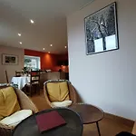 Avec Terrasse Et Wifi Au Puy-en-velay - Fr-1-582-331 別荘 *