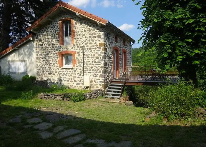 Hébergement de vacances Le Puy-en-velay, 3 Pièces, 4 Personnes - Fr-1-582-331 *