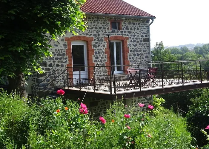 Hébergement de vacances Le Puy-en-velay, 3 Pièces, 4 Personnes - Fr-1-582-331 *