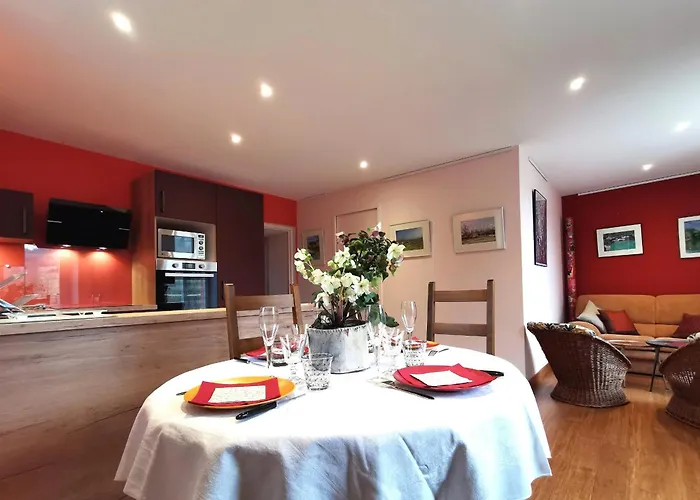 Le Puy-en-velay, 3 Pièces, 4 Personnes - Fr-1-582-331 Hébergement de vacances