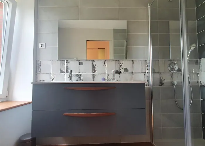 Le Puy-en-velay, 3 Pièces, 4 Personnes - Fr-1-582-331 Le Puy-en-Velay